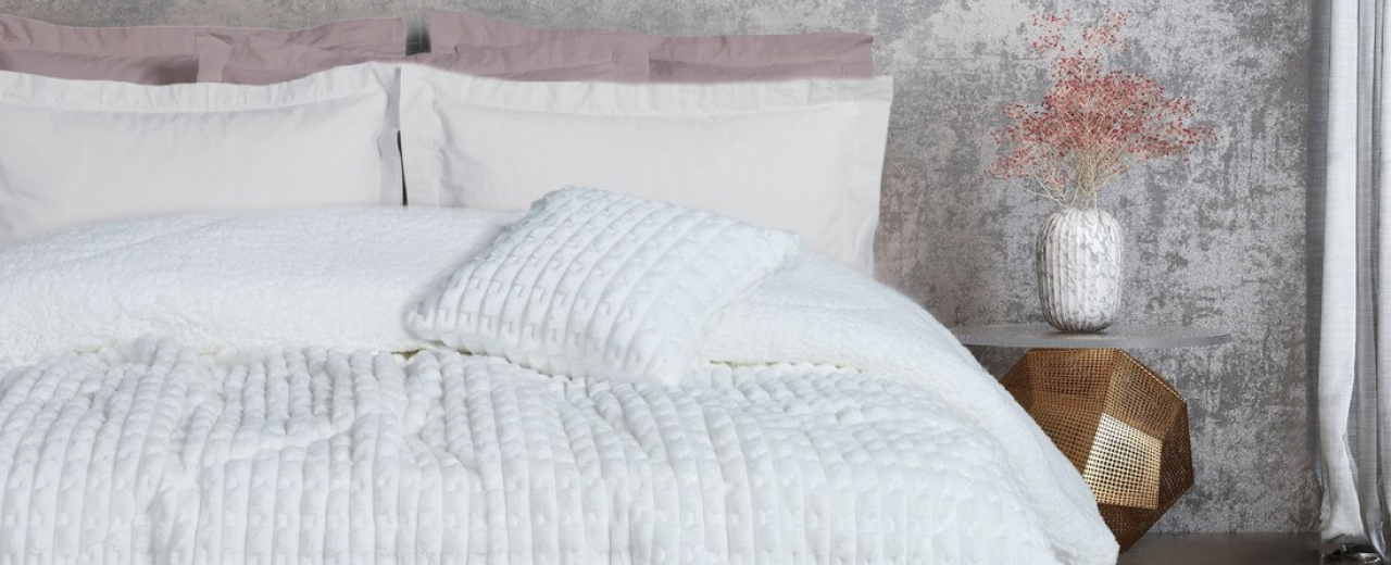 Αποθήκευση Χειμερινών Λευκών Ειδών: Πλήρης Οδηγός για να μένουν σαν καινούργια