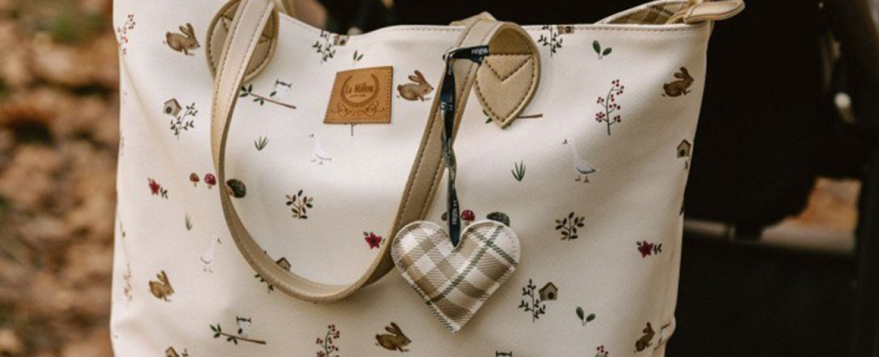 Βόλτα Μωρού: Ο Απόλυτος Οδηγός Επιβίωσης & Τα Απαραίτητα